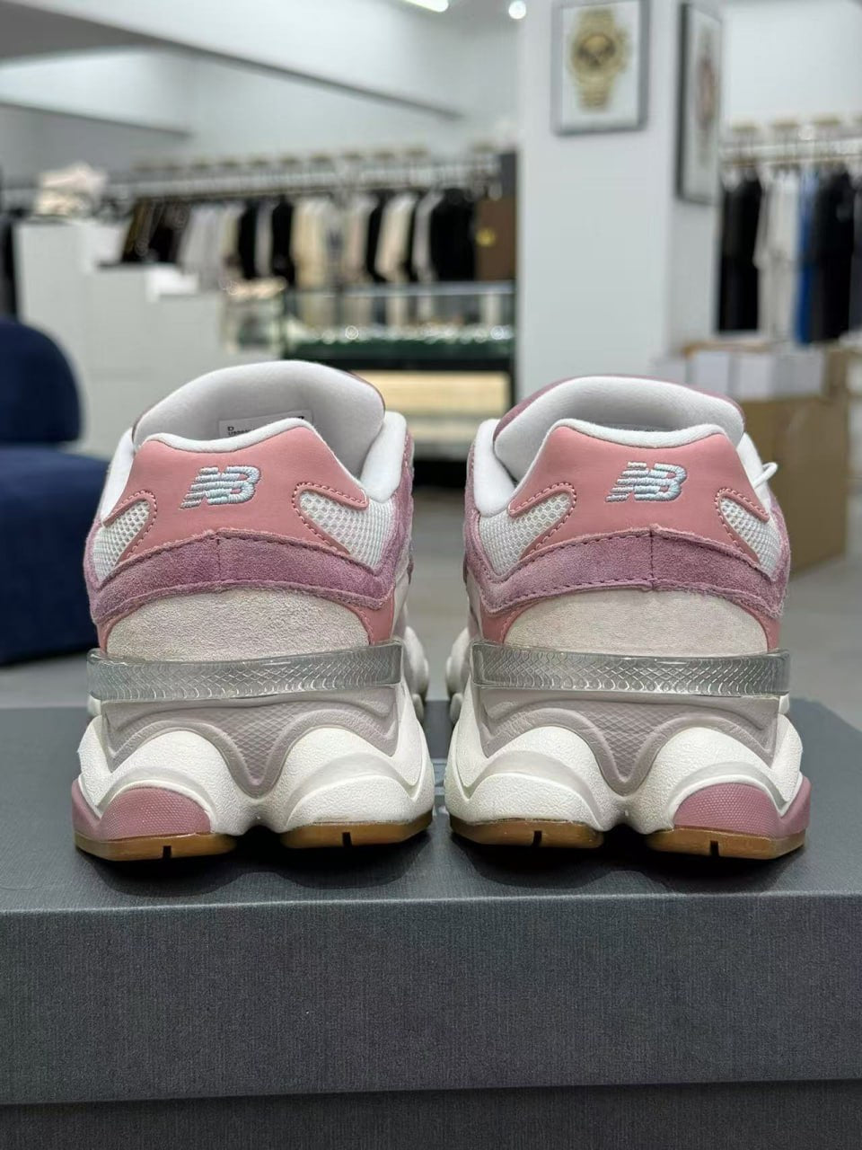 New Balance 9060 Rosa