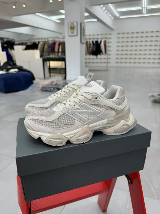 New Balance 9060 Bianco